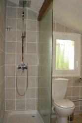 Shower room 3